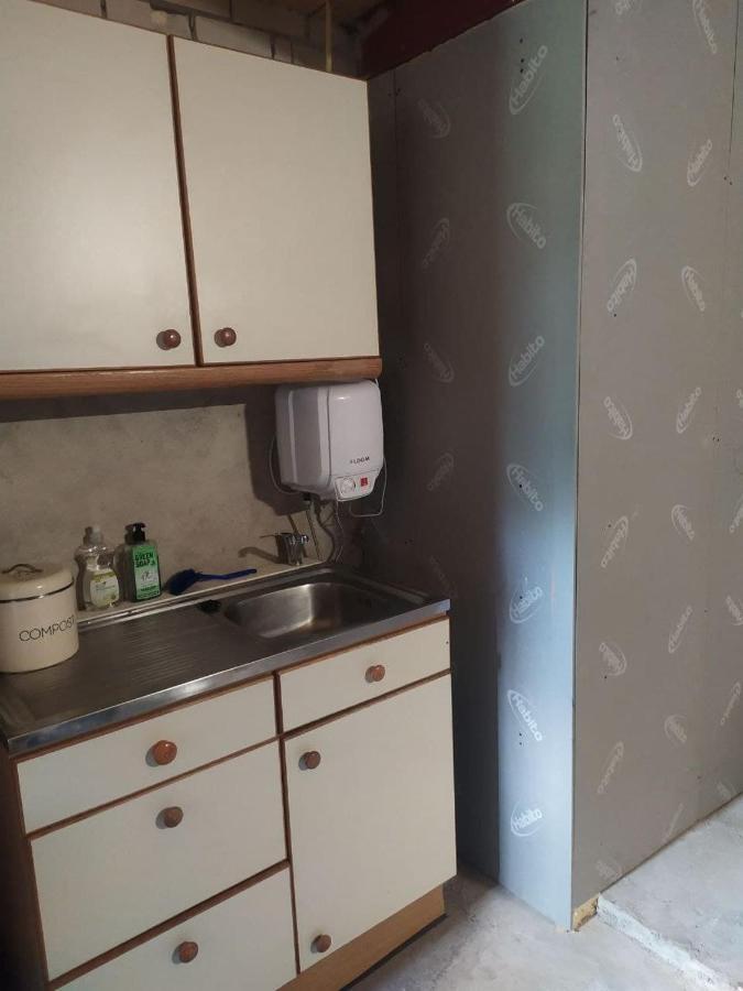 Logeerruimte In Gerenoveerde Boerderij In Wachtum 아파트 외부 사진